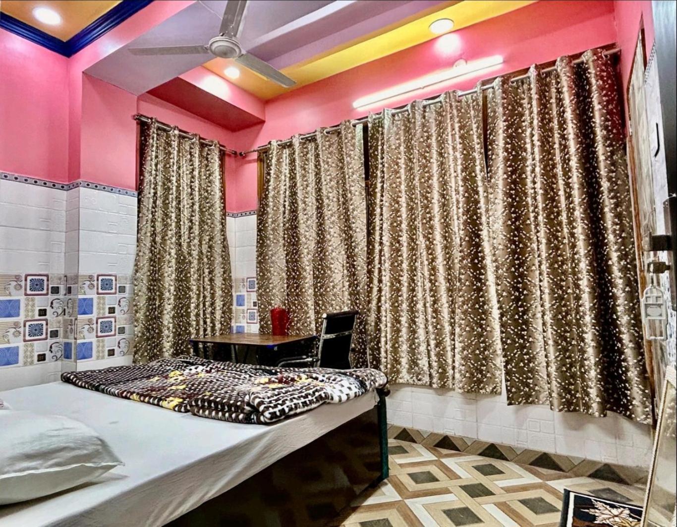 Hotel Jaipur Palace Nové Dillí Exteriér fotografie